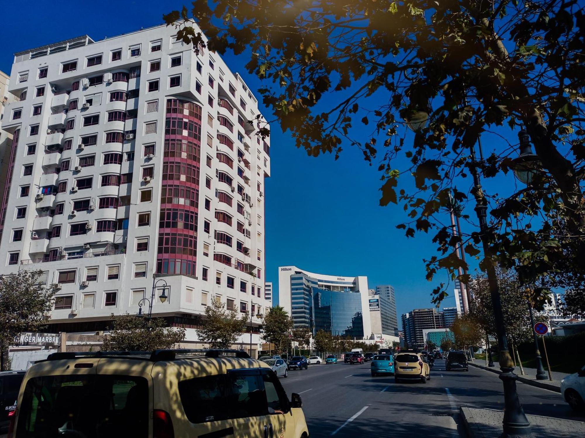 Appartement A Malabata En Face Centre Commercial Megarama & La Gare De Tgv M2 Tanger Ngoại thất bức ảnh